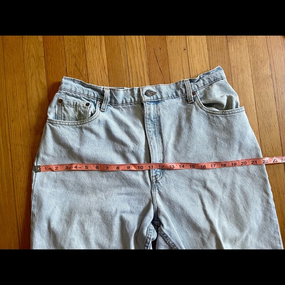 90s Vintage Levis 551 Light Wash Jeans Sz 16 - Picture 7 of 12